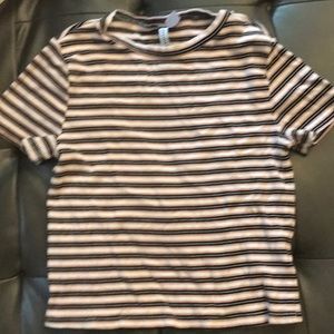 Divided stripped fitted tee